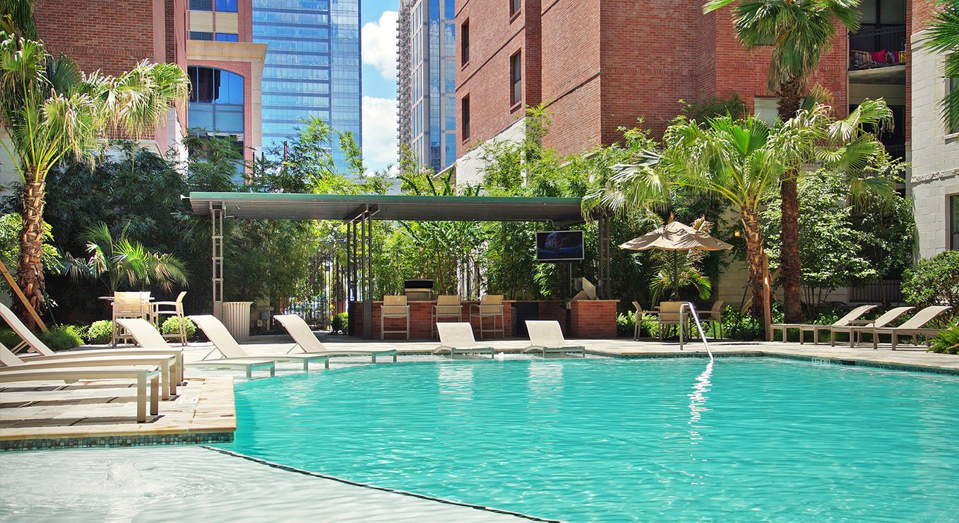 500 Crawford Houston Downtown Apartments | Potente Houston